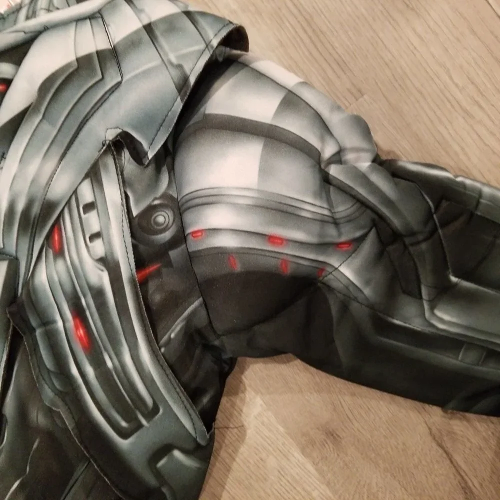 Rubie's Delux Avengers Ultron costume boys large